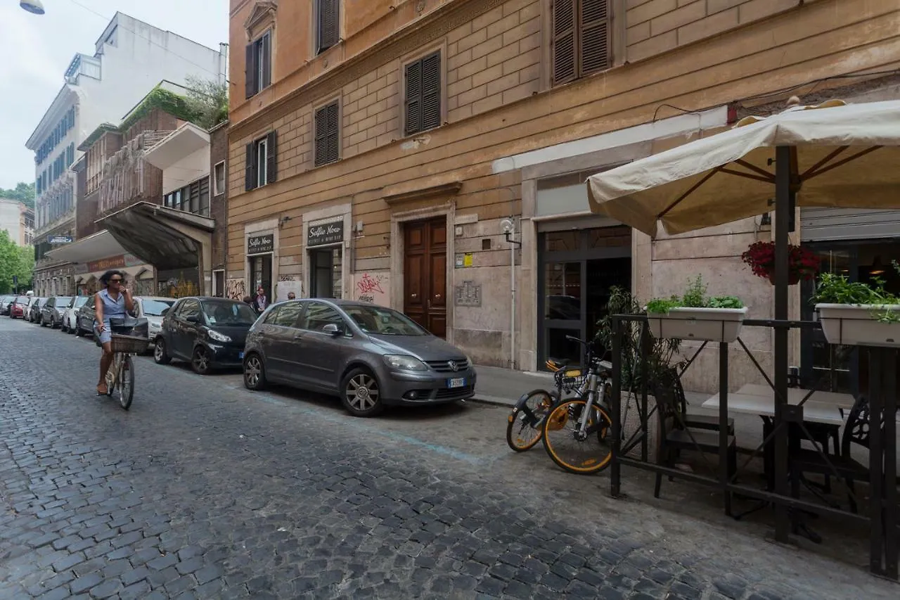 Trastevere Charming Loft Řím Apartmán